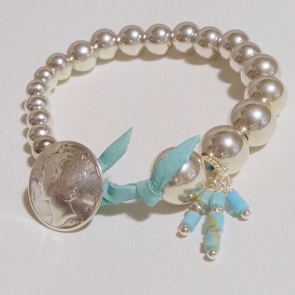 Sterling Silver Graduated Bead Bracelet - Picture 4 of 7